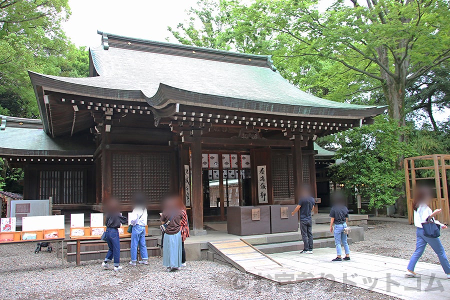 川越氷川神社 御祈祷の行われる拝殿・本殿の様子